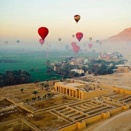 Appartamento Nile Diana Luxor Esterno foto